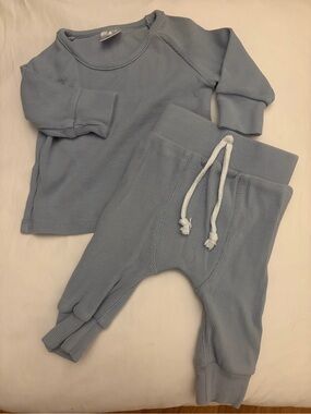 Unisex Baby Ribbed Two-Piece Set in Dusty Blue little one shop 3 months